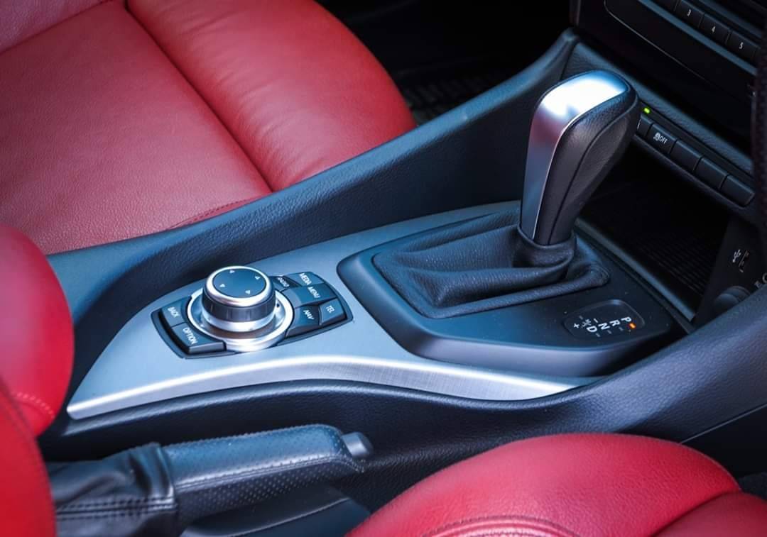 BMW X1 sDrive 1.8i M Sport Lci ปี 2015