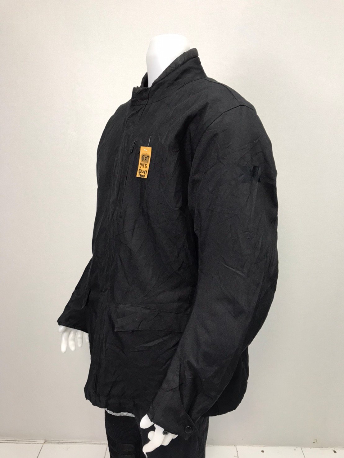 เสื้อขี่มอเตอร์ไซด์( มือสอง) RCT 955 อก 52" ยาว 31" ยี่ห้อ**ixs**