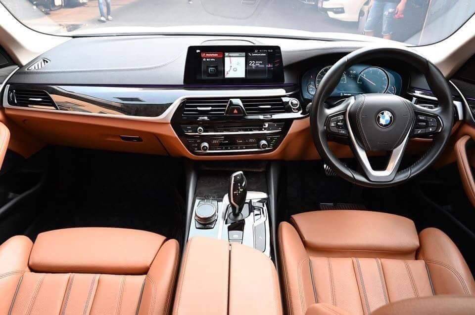 Bmw Series 5 G30 520D แต่ง M-Performance ปี 2017