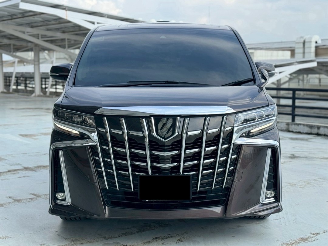 Toyota Alphard 2.5 SC Package ปี 2021