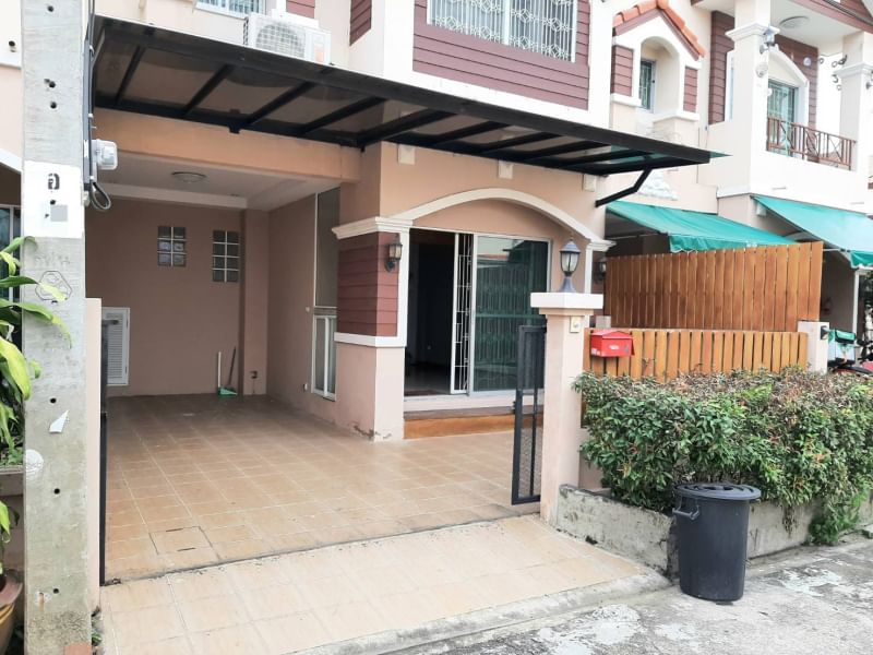 บ้านให้เช่าต้นซอยวัดลาดปลาดุก