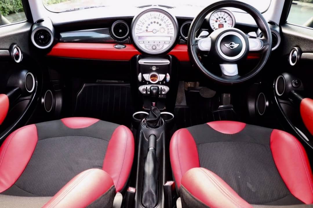 MINI ONE Cooper RHD ปี 2010