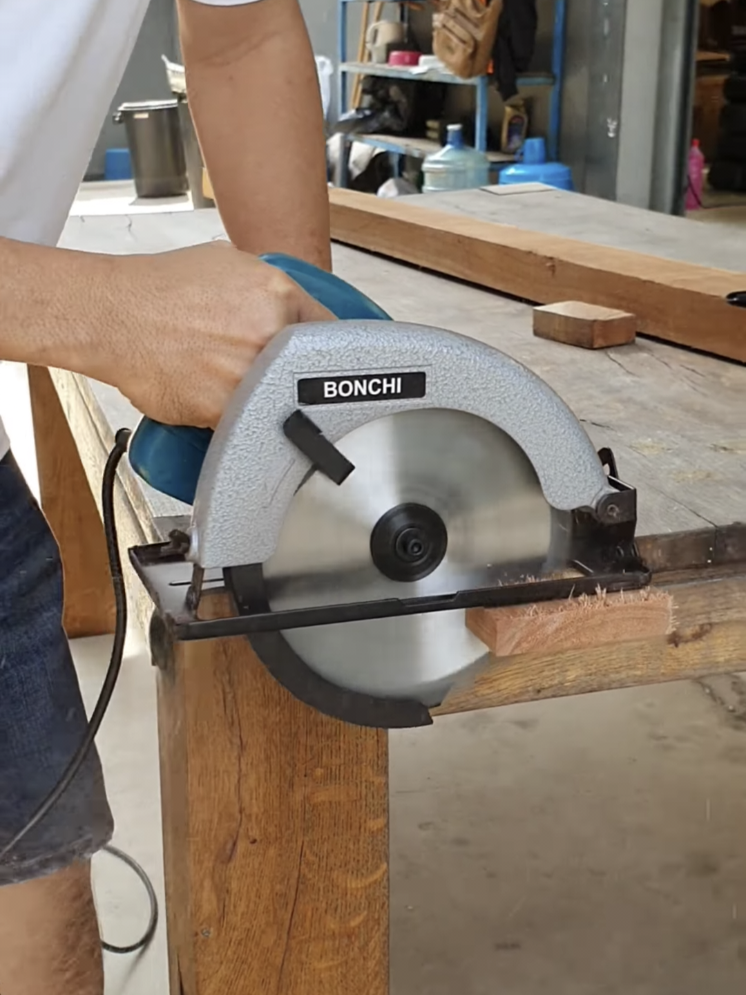 เลื่อยวงเดือนตัดไม้ขนาด 7 นิ้ว ยี่ห้อ Bonchi