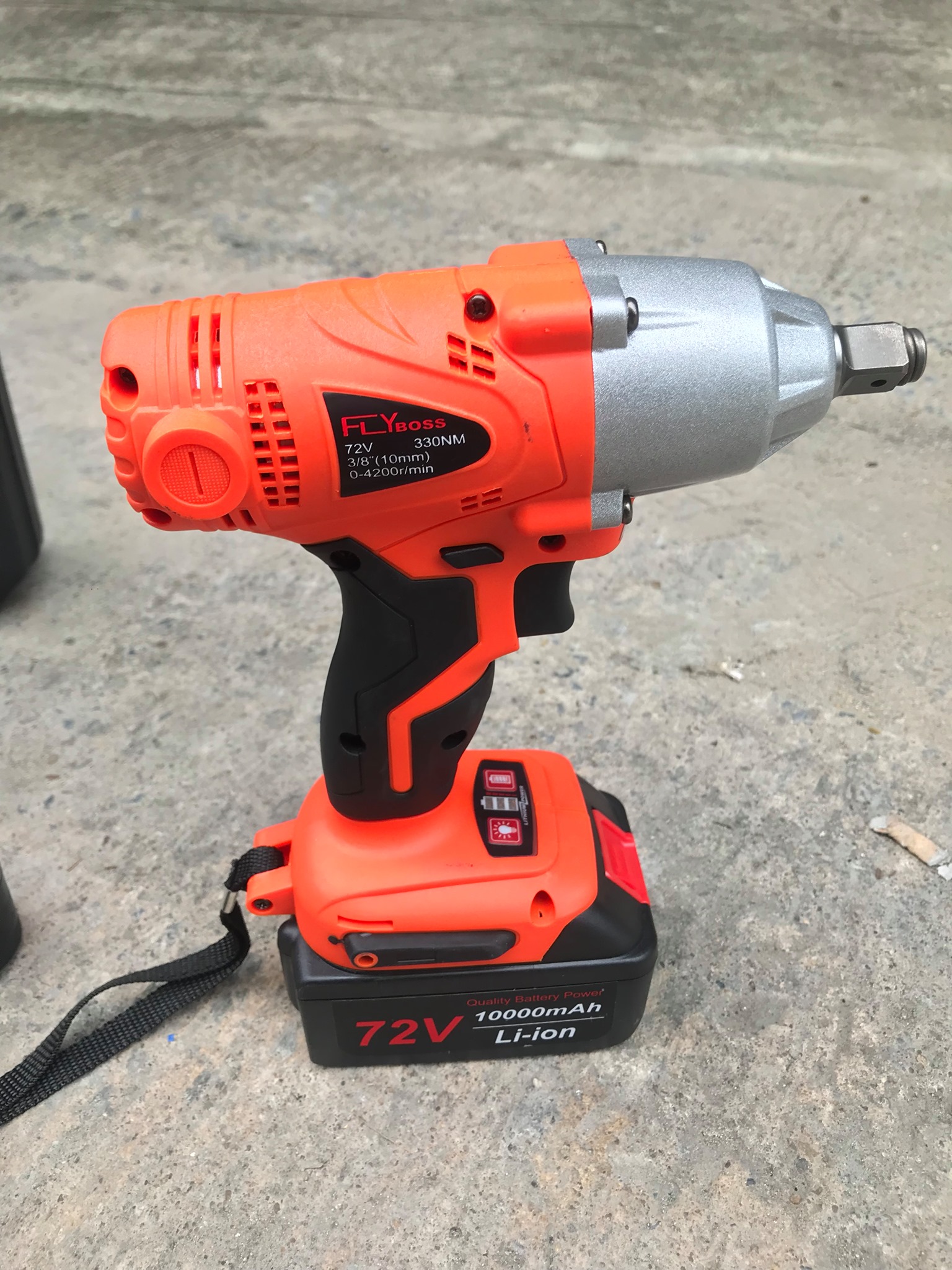 บล็อกแบต Flyboss 2in1 (ใช้ถอดน๊อตล้อรถยนต์)