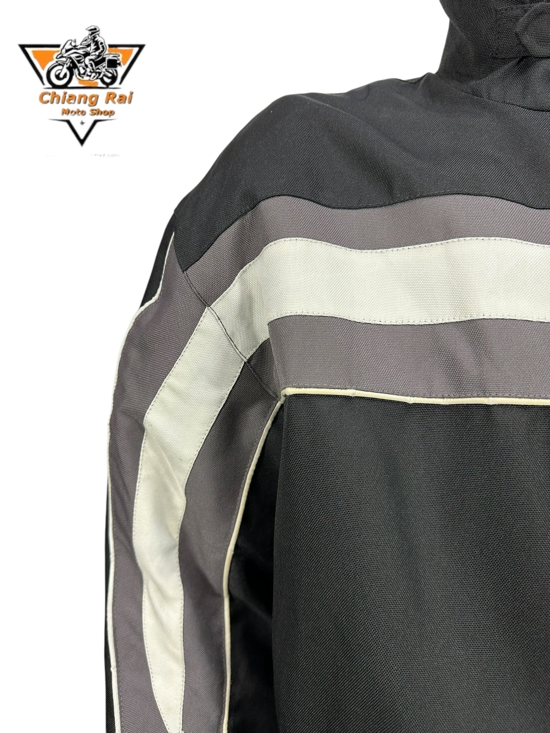 เสื้อขี่มอเตอร์ไซด์( มือสอง) RCSA 931 : อก 48" ยาว 26" (L) **NOBRAND**