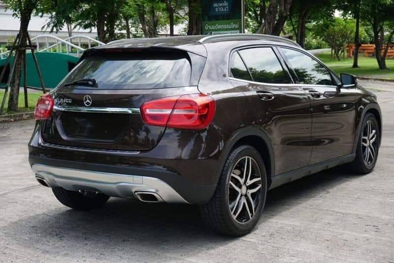 Mercedes BENZ GLA200 ปี2014