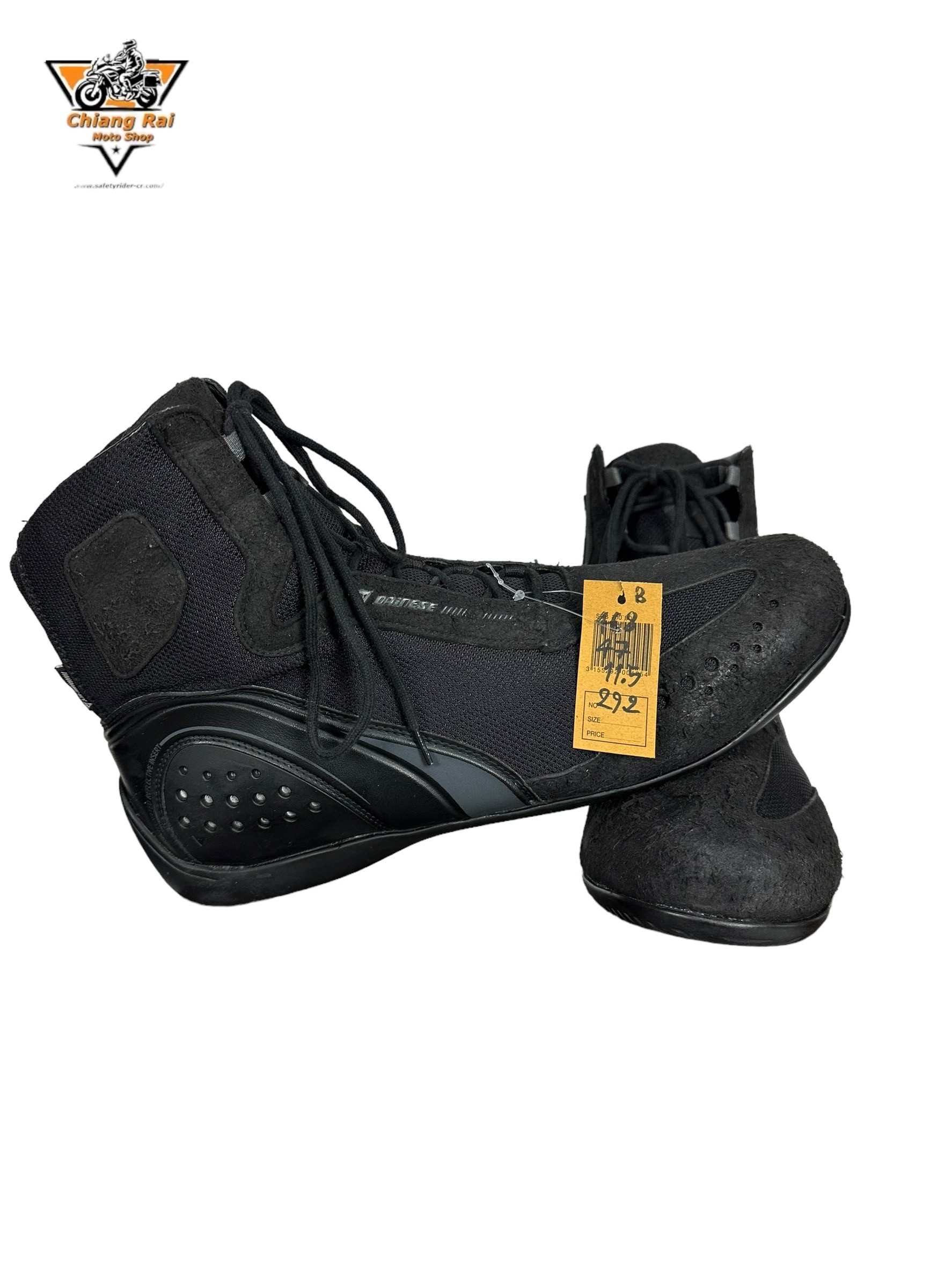 รองเท้าขี่มอเตอร์ไซด์( มือสอง) RCBS-468 Size ขนาดจากป้าย 47:EUR / 11.5:UK / 29.2:Cm.(dainese)