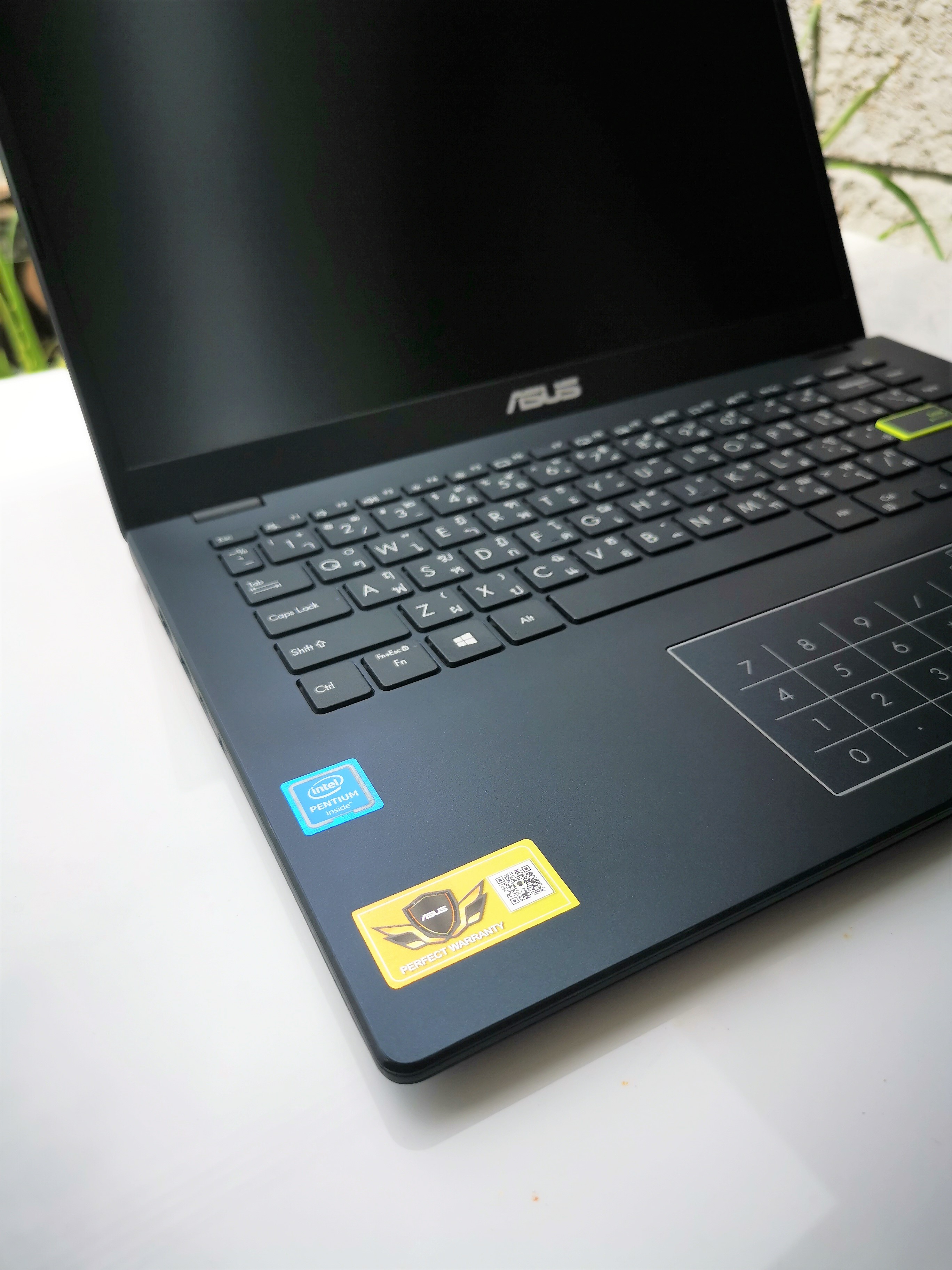Asus E410MA-EK310T