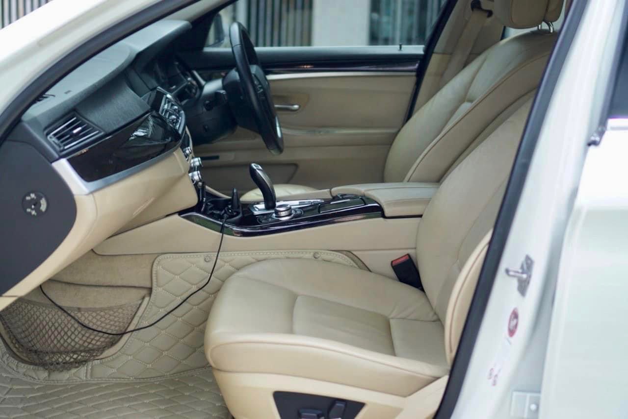 BMW 520I F10 ปี 2012
