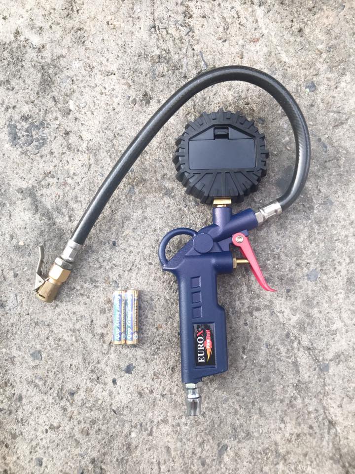 ปืนฉีดลมพร้อมเกจวัดดิจิตอล ยี่ห้อ Eurox