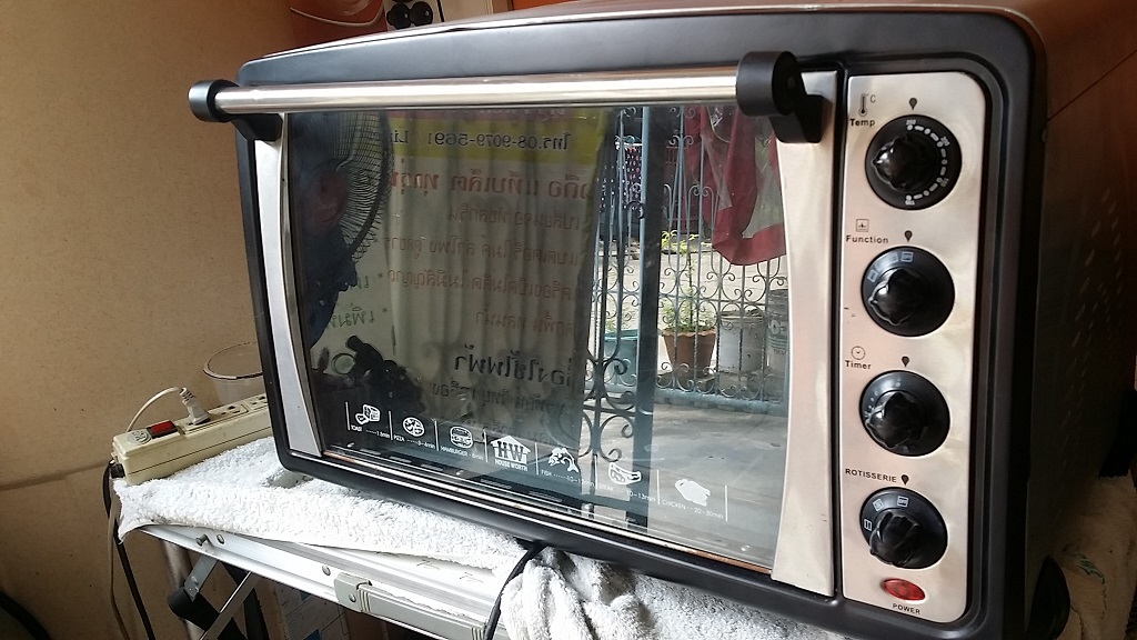 ซ่อมเตาอบไฟฟ้า ยี่ห้อ HOUSE WORTH รุ่น HW-EO02 อาการไม่ร้อน