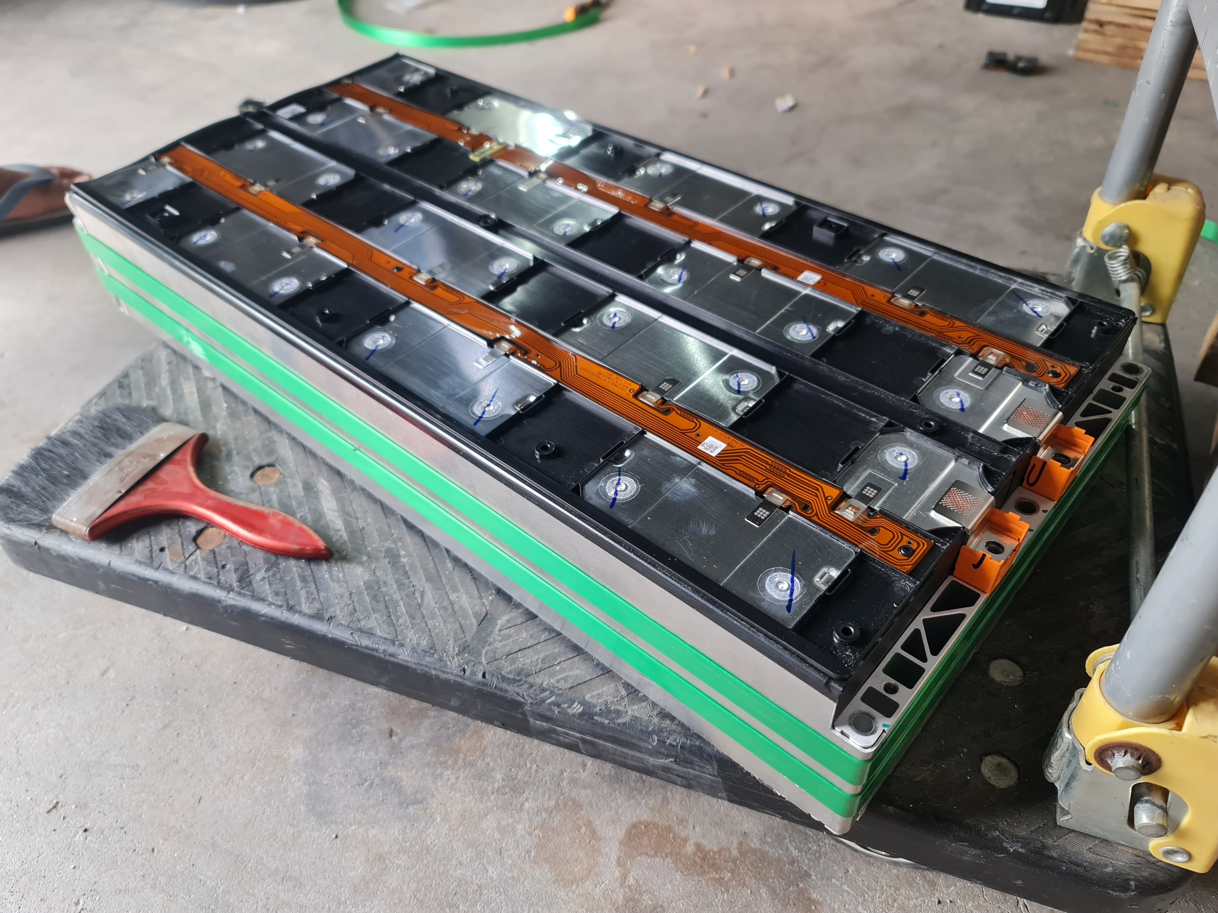 แบตเตอรี่ลิเธียม lithium ion NMC 811 48v 200Ah module