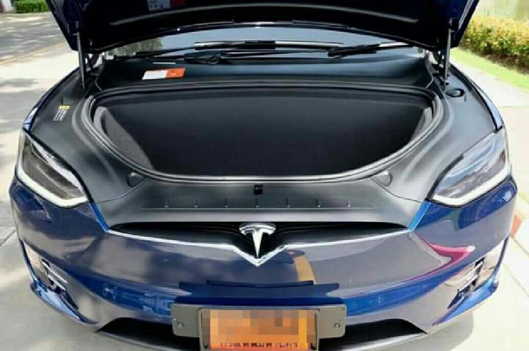 Tesla Model X 100D ปี 2018