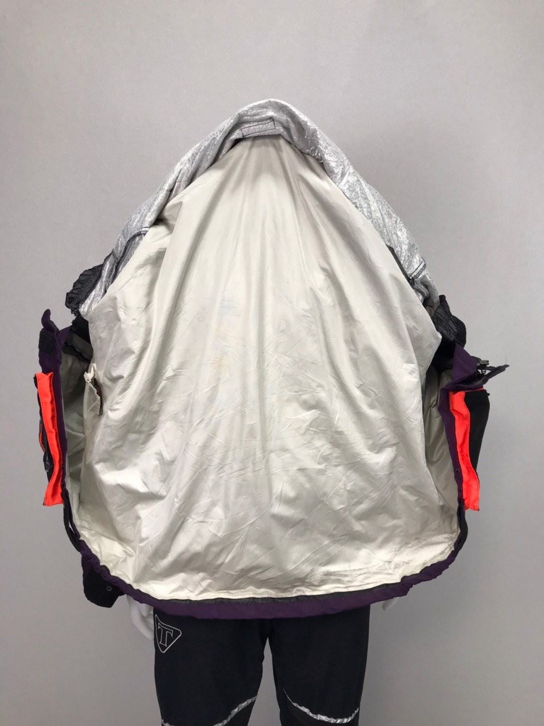 เสื้อขี่มอเตอร์ไซด์( มือสอง) RCT 948 อก 54" ยาว 31" ยี่ห้อ**DAINESE**