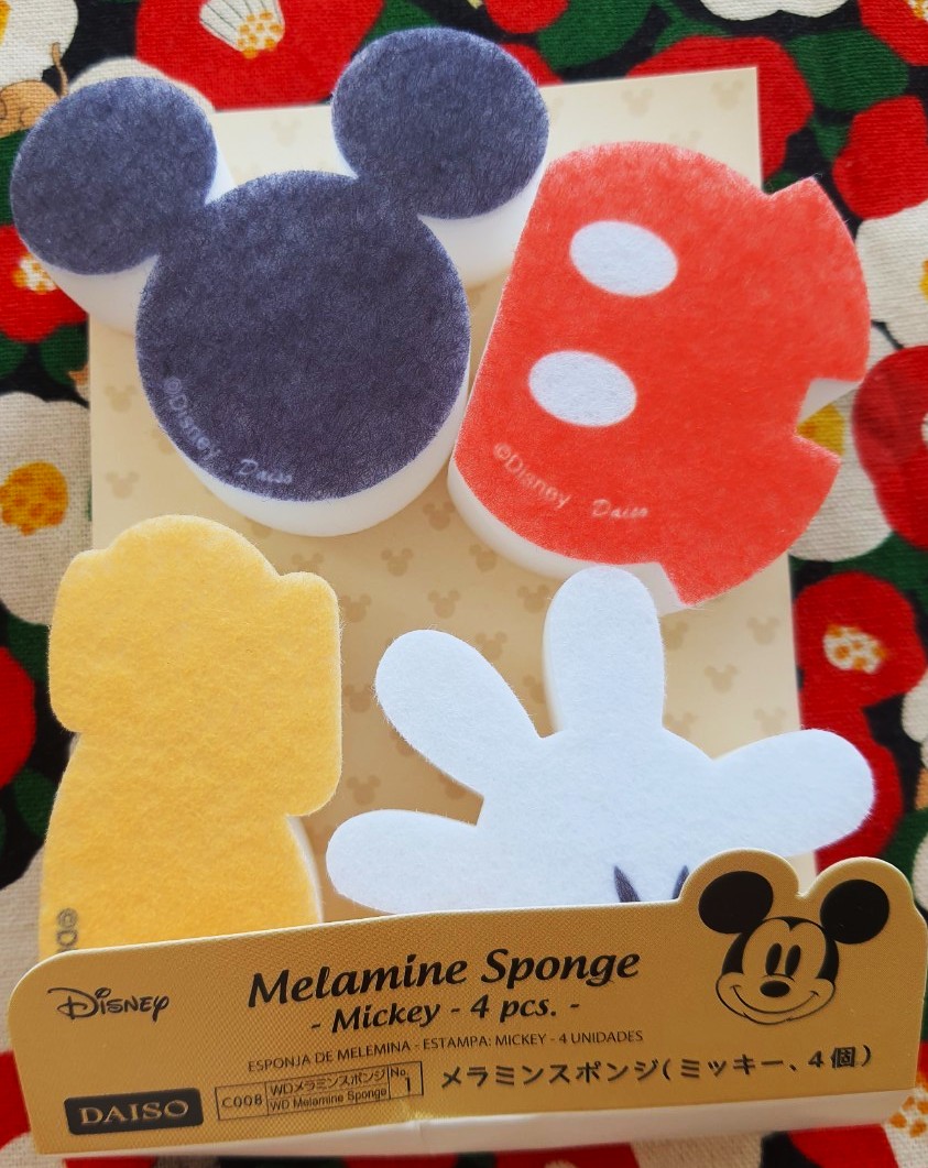 ของแท้จากญี่ปุ่น ฟองน้ำเมลามีน มิกกี้เม้าส์ 1 แพ๊ค มี 4 ชิ้น Melamine Sponge Mickey mouse ทำความสะอาดบ้าน เฟอร์นิเจอร์ สิ่งของ