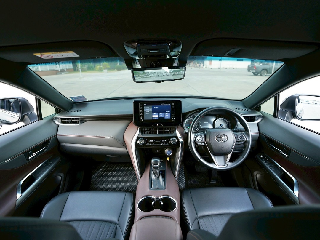 Toyota Harrier 2.5 G Hybrid 2021
