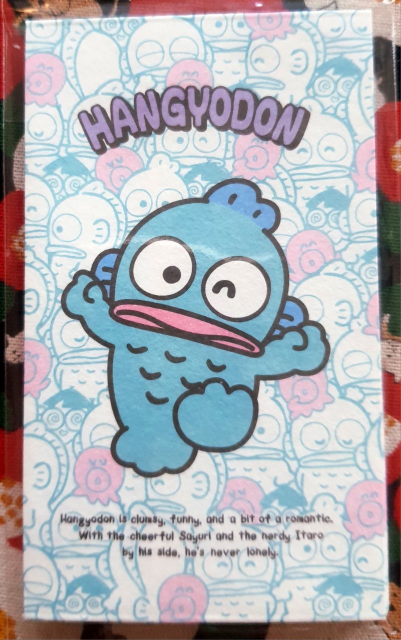 Hangyodon ฮังเกียวดอน / ฮังเกียวด้ง ของแท้จากญี่ปุ่น!! ซองจดหมาย ซองอั่งเปา Sanrio Characters ซานริโอ้ ซองปีใหม่ MADE IN JAPAN Size : 7 x 12 cm 7 ซอง สติ๊กเกอร์ 8 ดวง