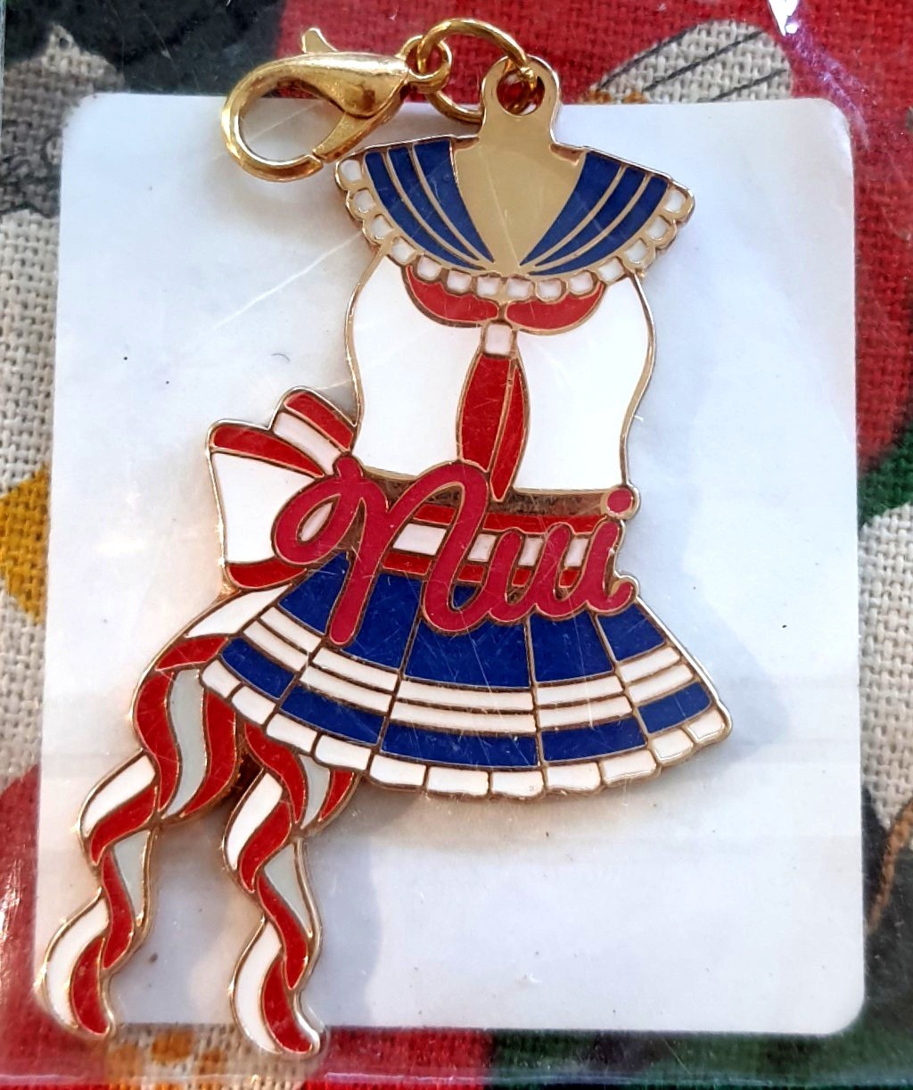พวงกุญแจ Nijisanji DMM Nui Sociere จากญี่ปุ่น ขนาด: ประมาณ 5 cm