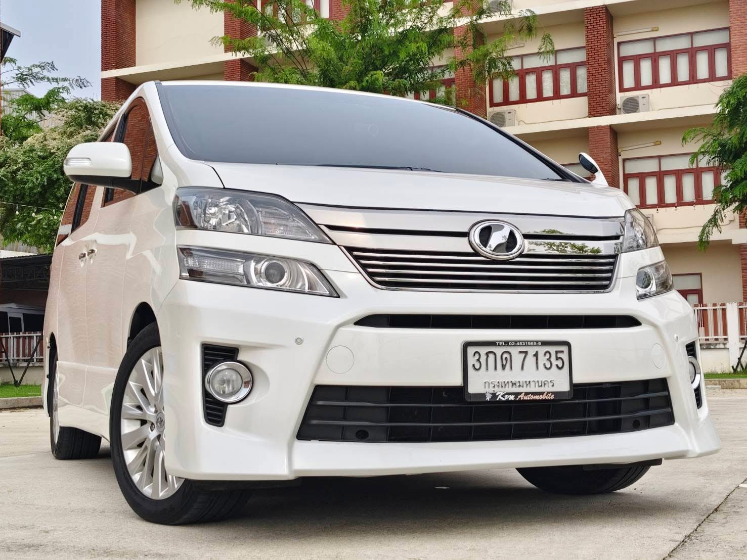 TOYOTA VELLFIRE 2.4 V ZG Edition ปี 2014