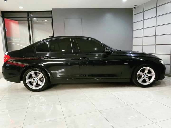 BMW 320i Sport F30 2.0 ปี 2016 LCI