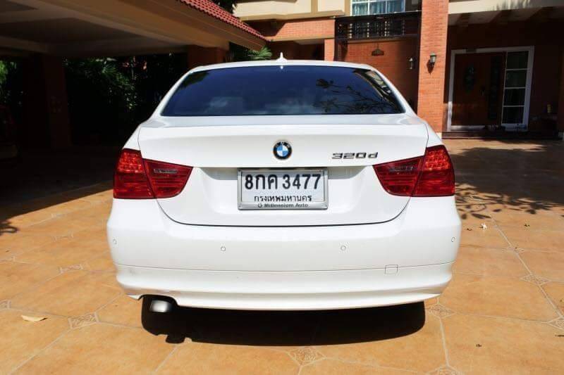 BMW 320d V-Shape E90 ปี 2011