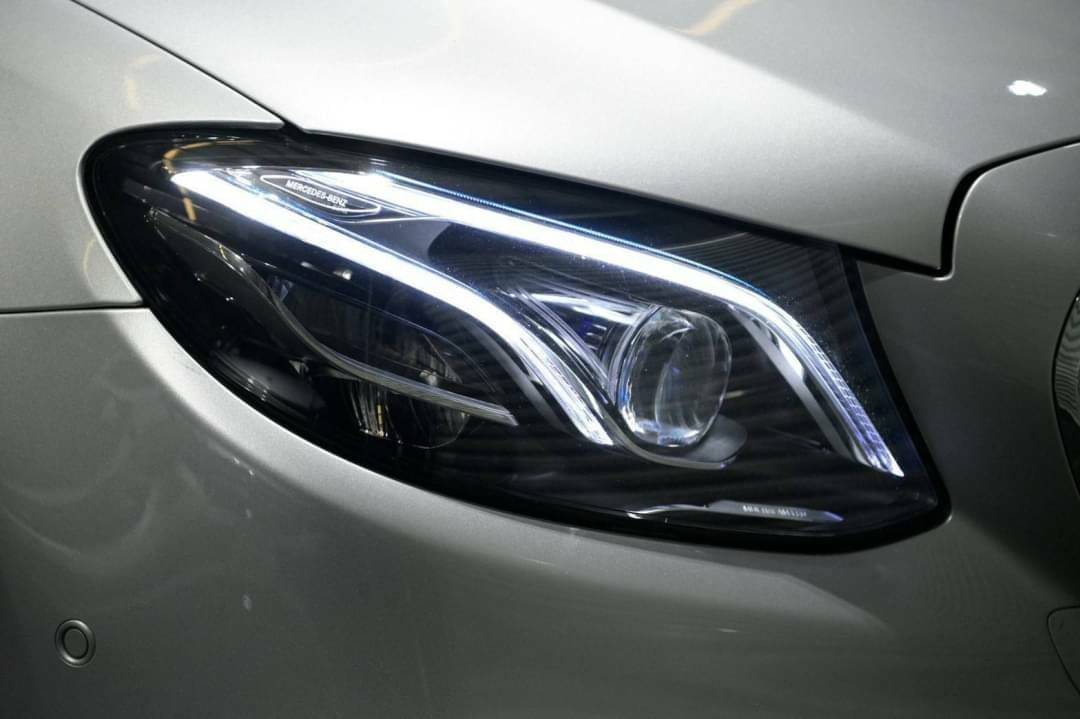 Mercedes-Benz E350e AMG ปี 2018