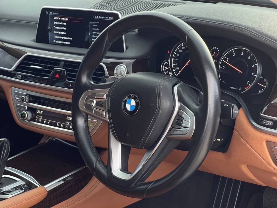 BMW 740Li Pure Excellence (G12) ปี 2016