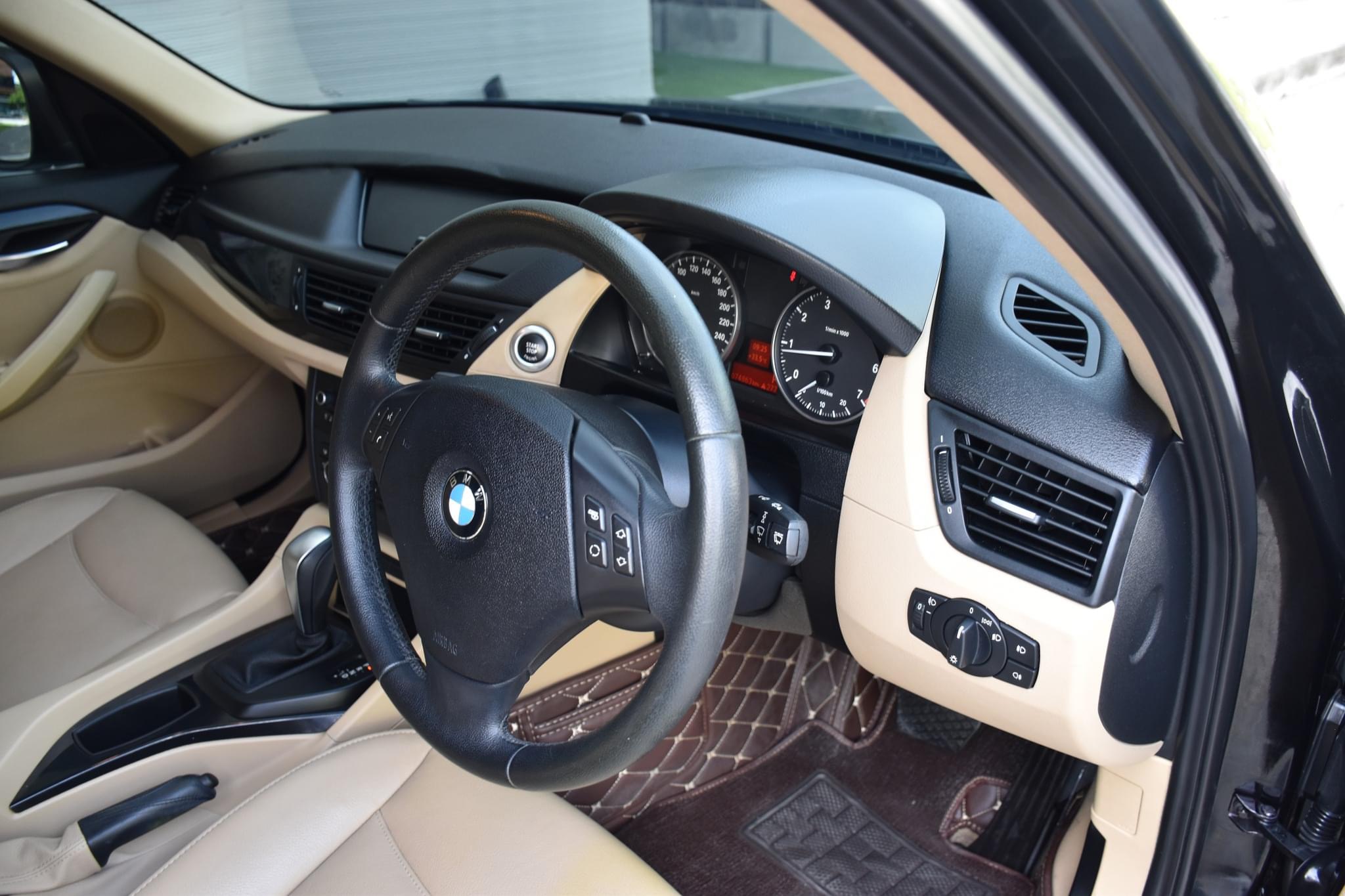 BMW X1 sDRIVE 18i ปี2012