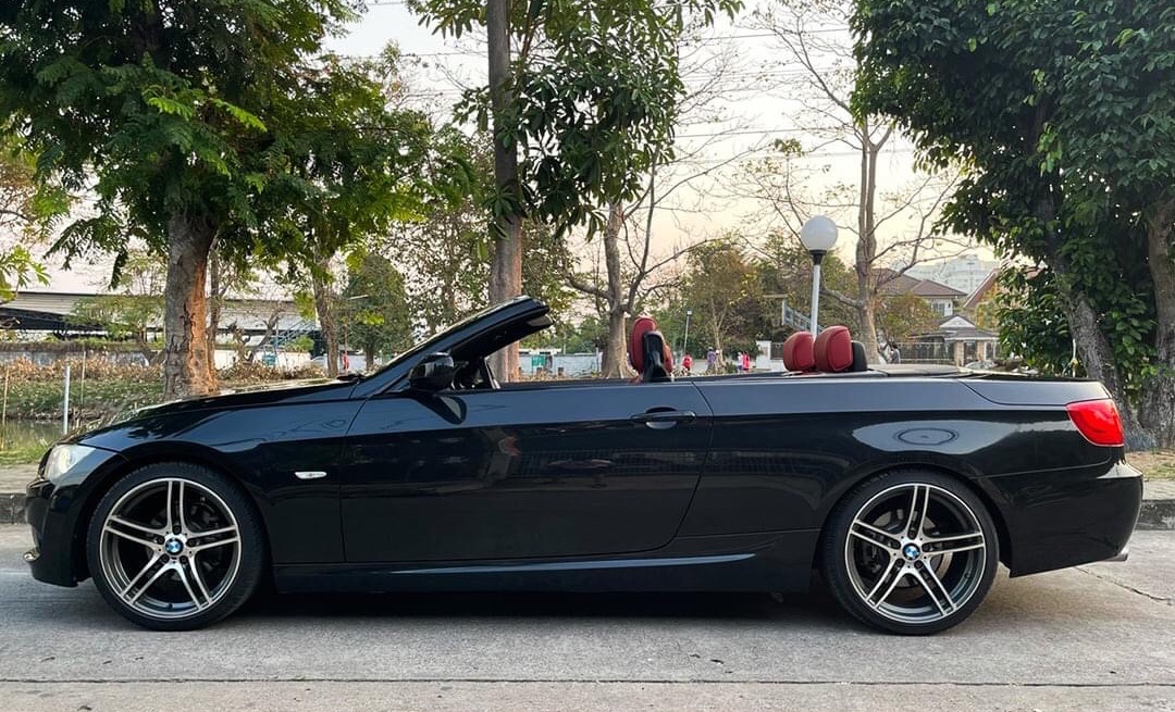 BMW 320i e93 ปี 2012