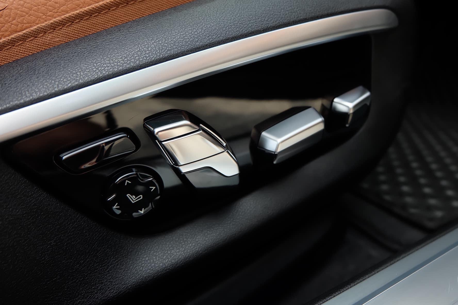 Bmw G12 740Li xDrive Pure Excellence ปี 2016