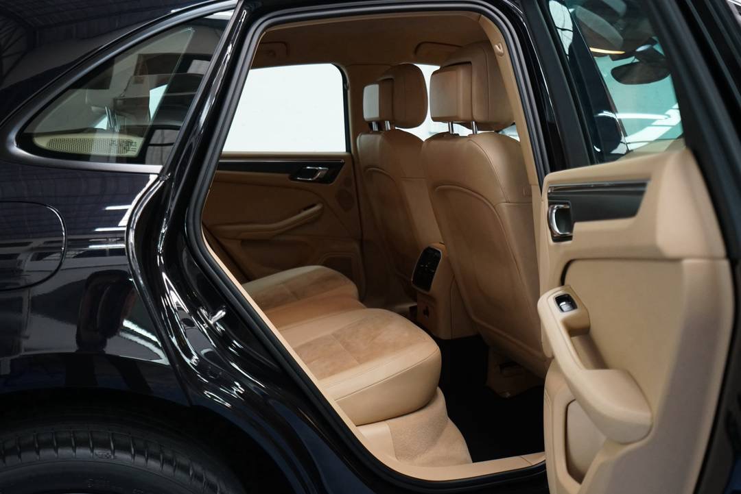 Porsche Macan 2.0 4WD ปี 2014
