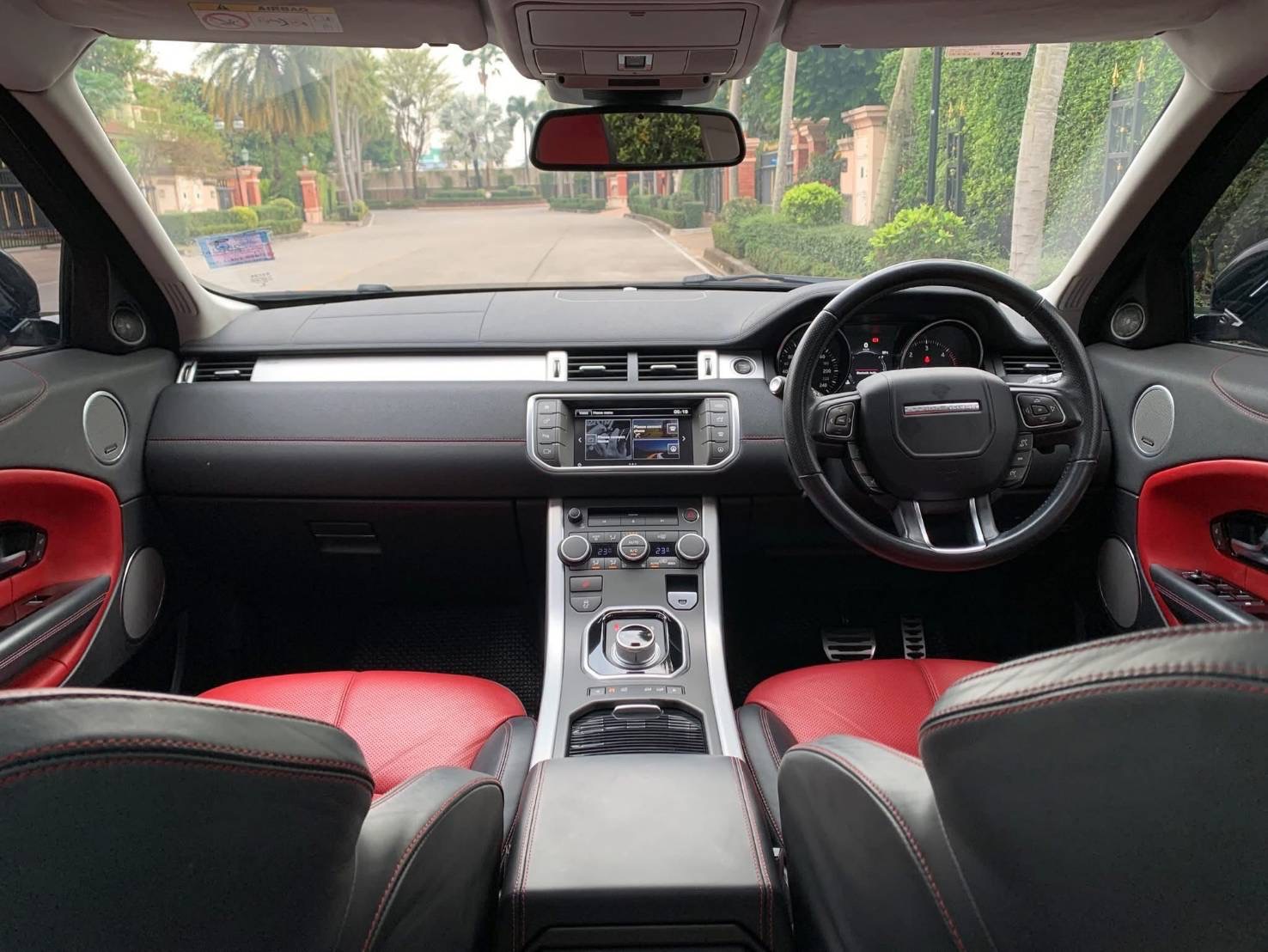 LAND ROVER RANGE ROVER EVOQUE SD4 HSE Dynamic ปี 2016