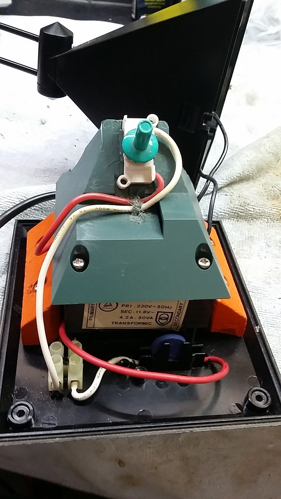 ซ่อมโคมไฟโปราณ อาการเปิดไม่ติด