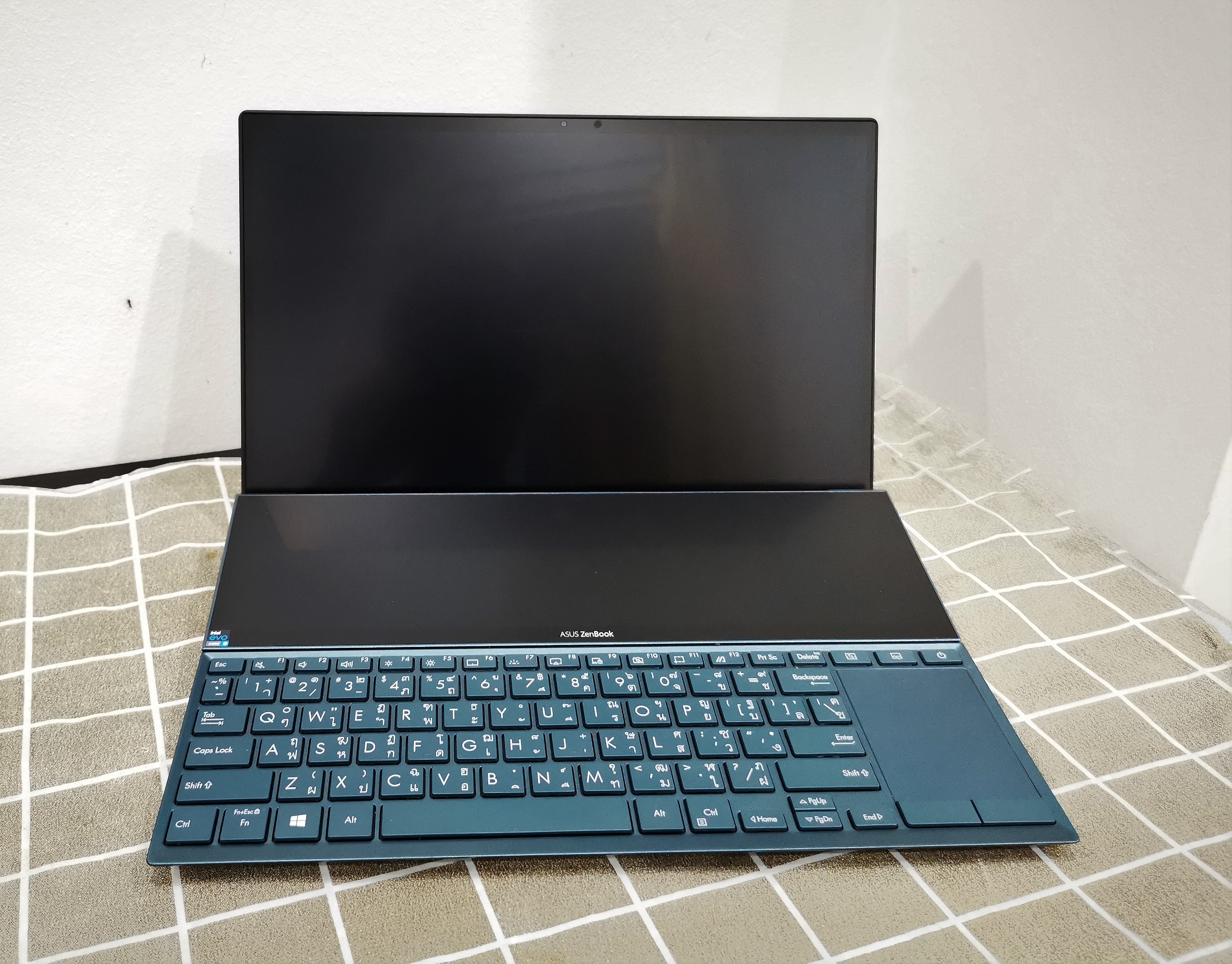 Asus ZenBook Duo UX482EA-HY001TS