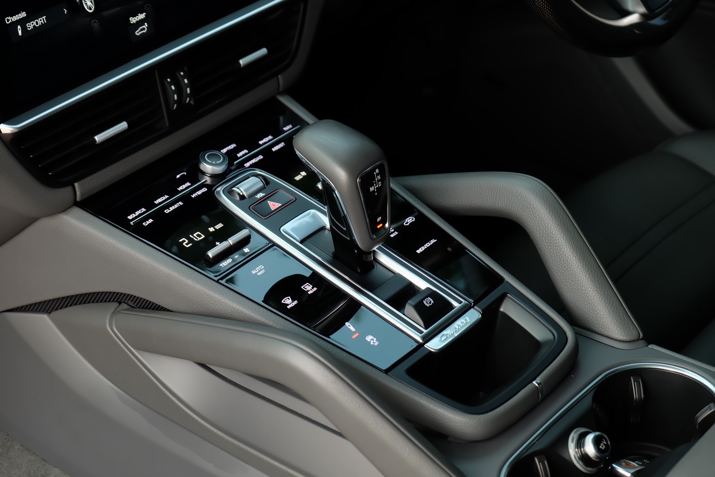 Porsche Cayenne Coupe E-Hybrid ปี 2020