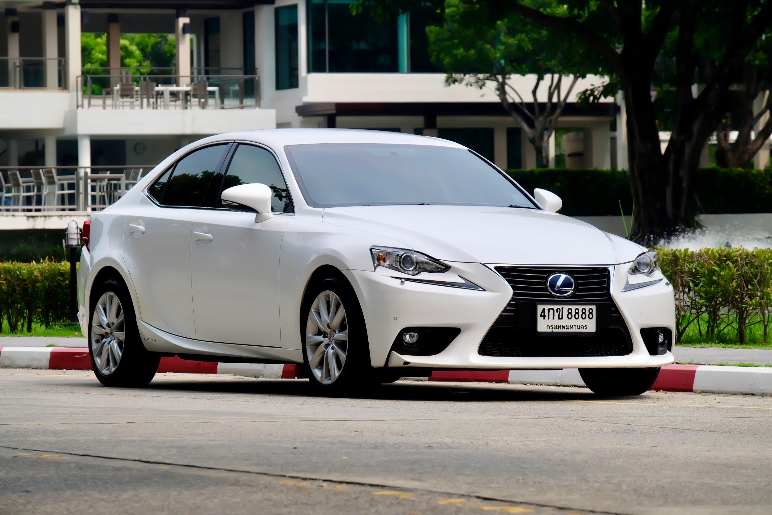 Lexus IS300h Luxury Minorchange ปี 2015