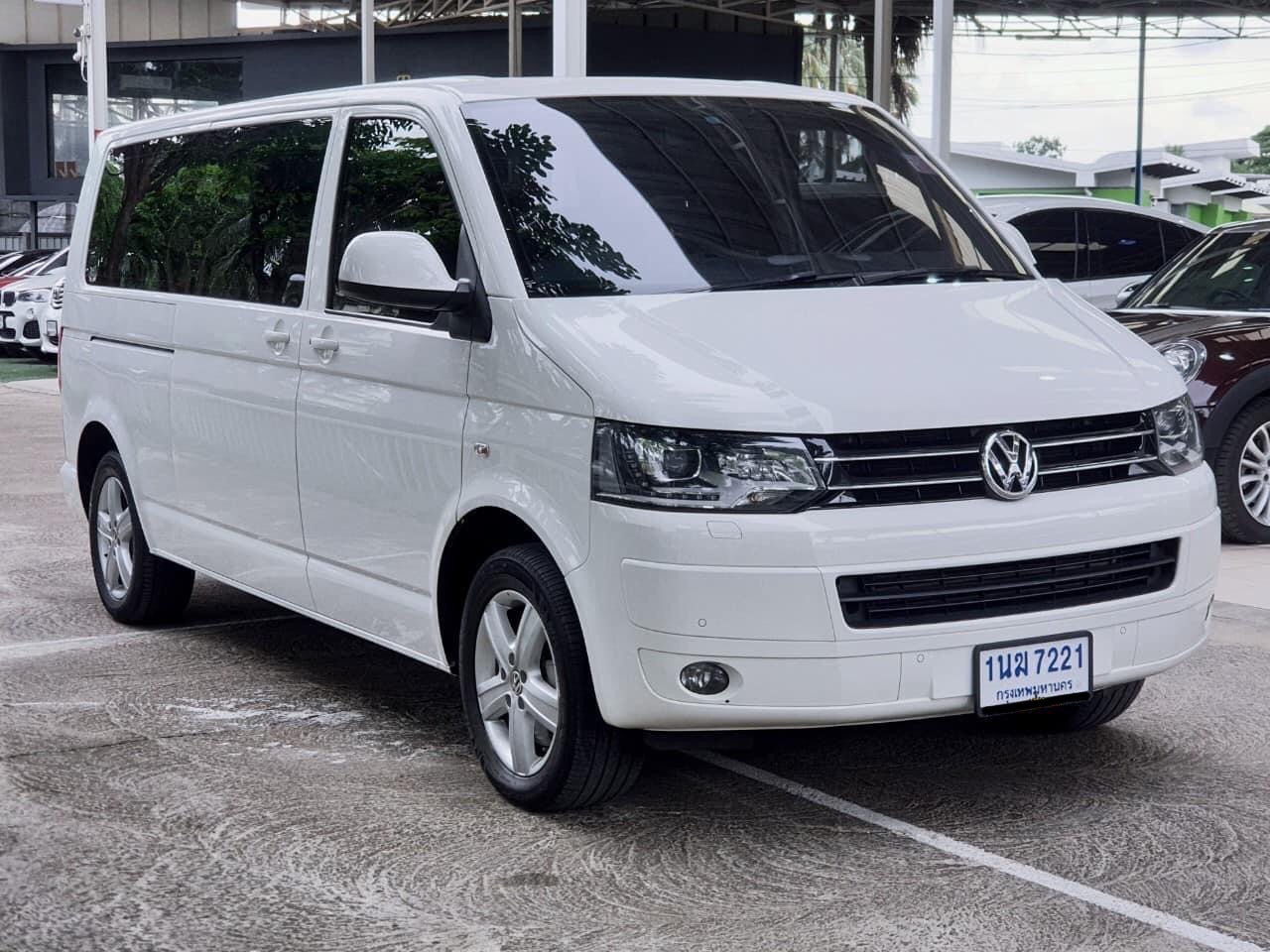 Volkswagen Caravelle 2.0 TDI ปี 2015