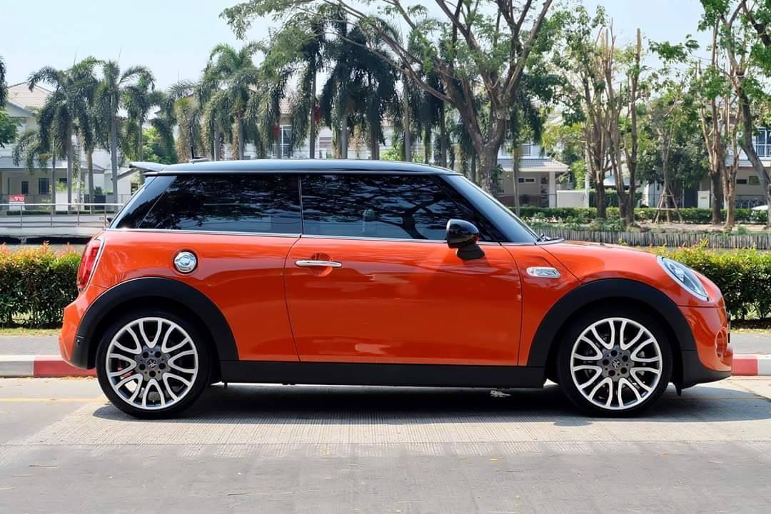 Mini F56 Cooper S Hihgtrim ปี 2019