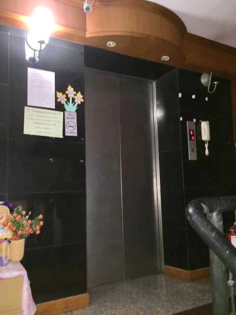 ขาย นิรันซิตี้คอนโด ลาดพร้าว101 ห้องมุม