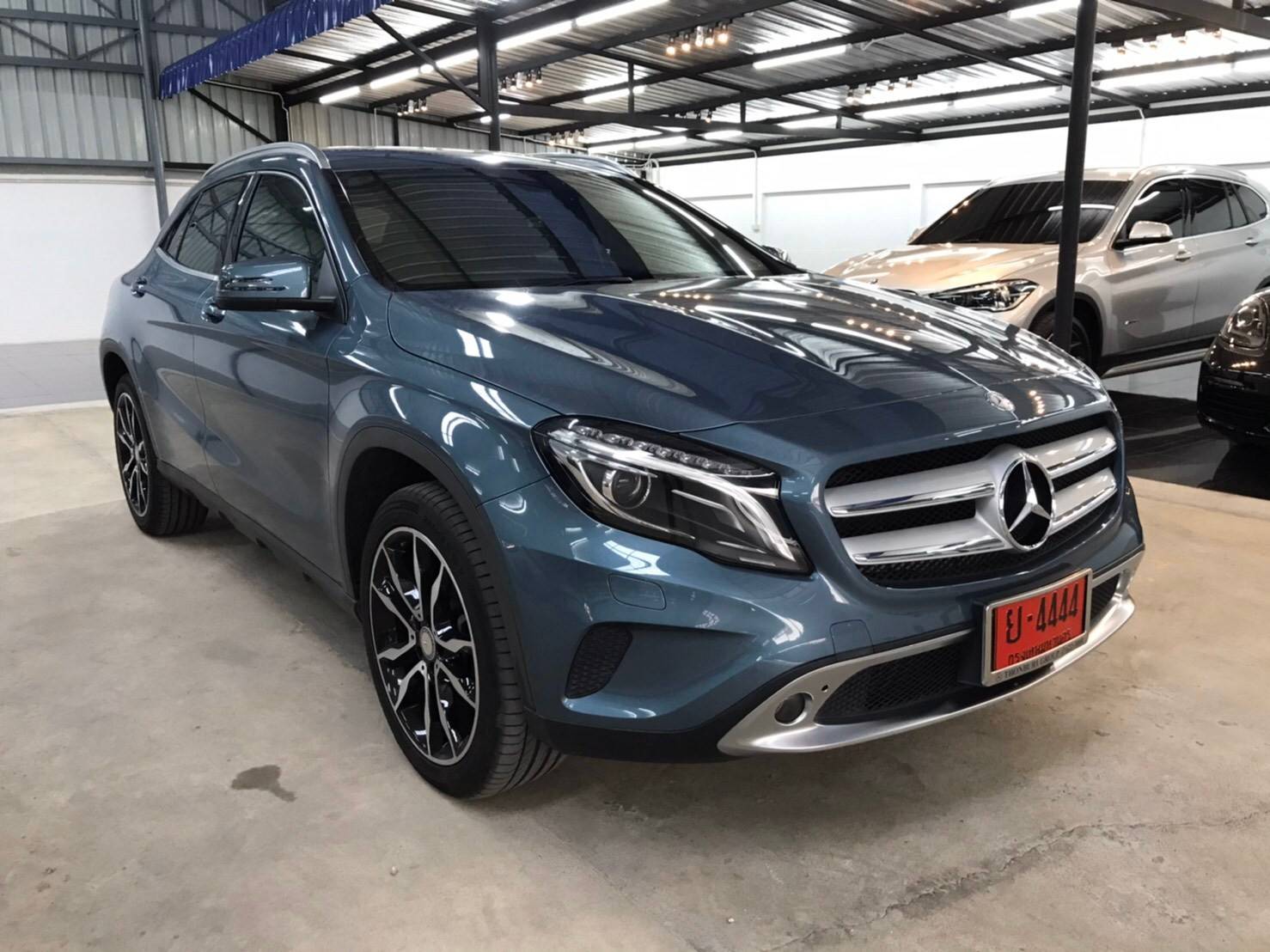 Mercedes-Benz GLA200 Urban ปี 2015