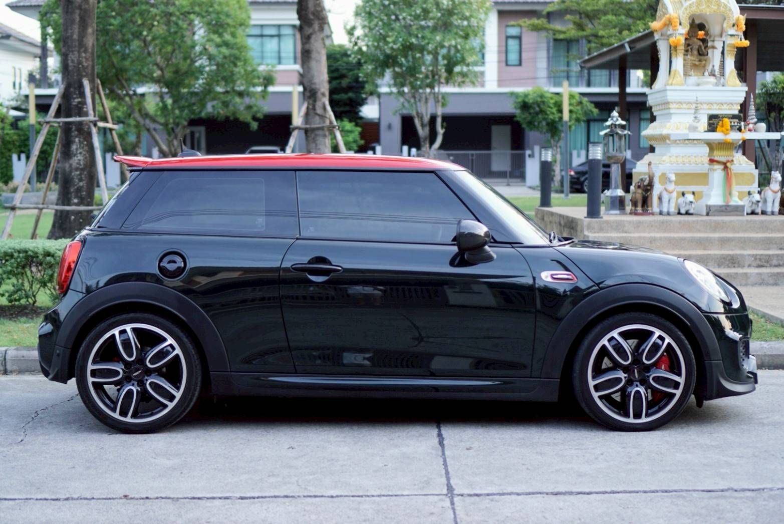 Mini John Cooper Works ปี 2016