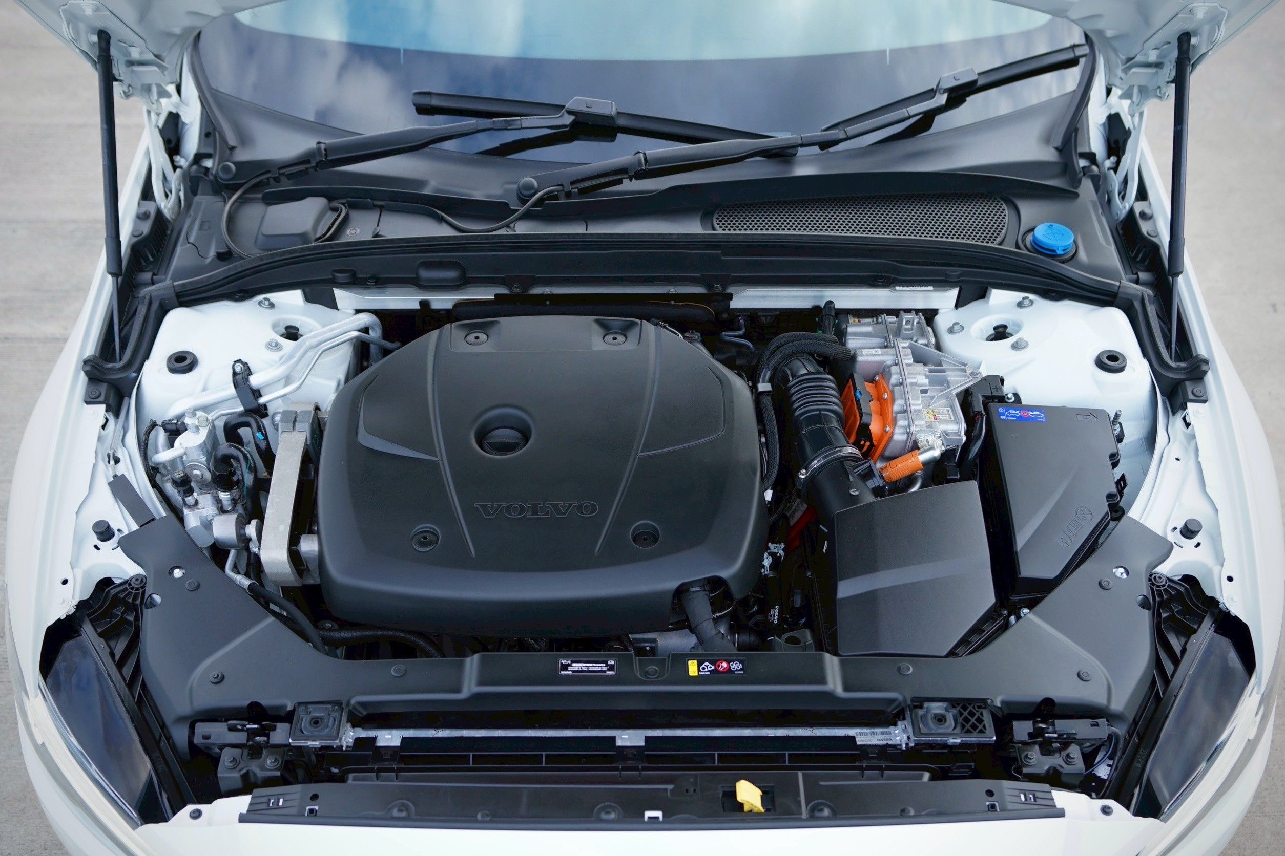 VOLVO V60 2.0 T8 Inscription ปี 2020