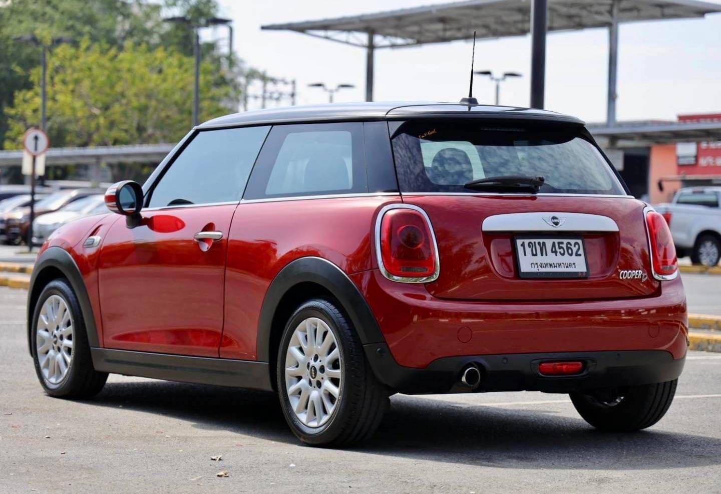 Mini Cooper D F56 Hatch 3Doors จดทะเบียนปี 2015
