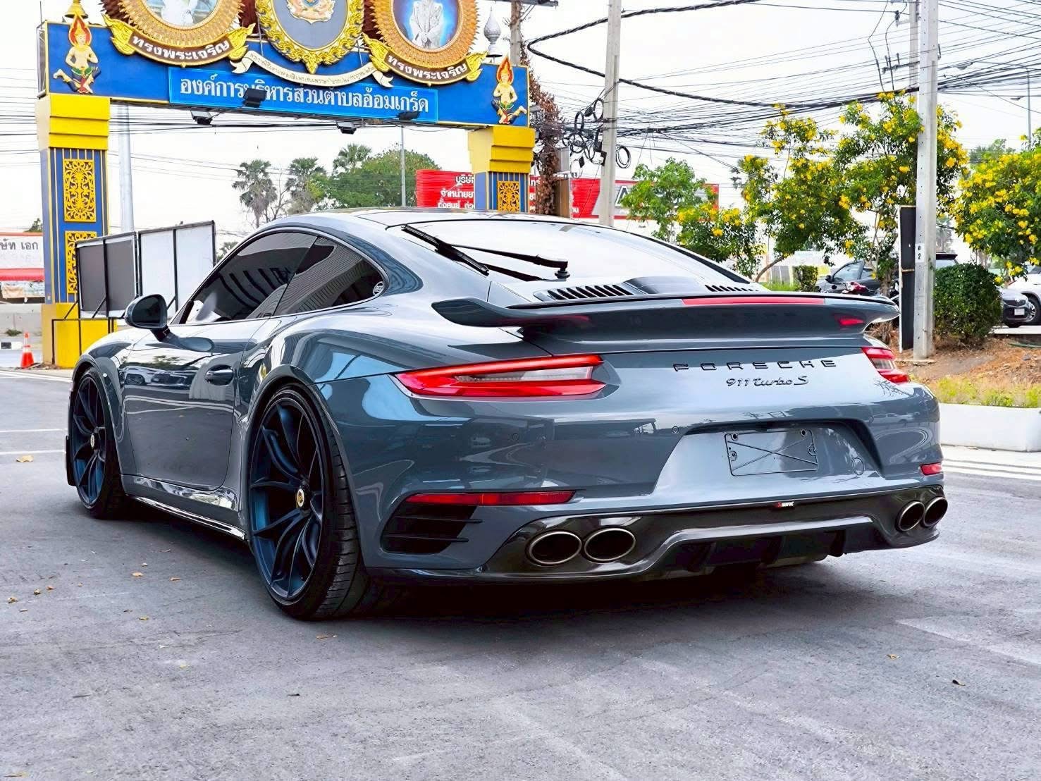 Porsche 911.2 Turbo S 3.8 Coupe ปี 2017