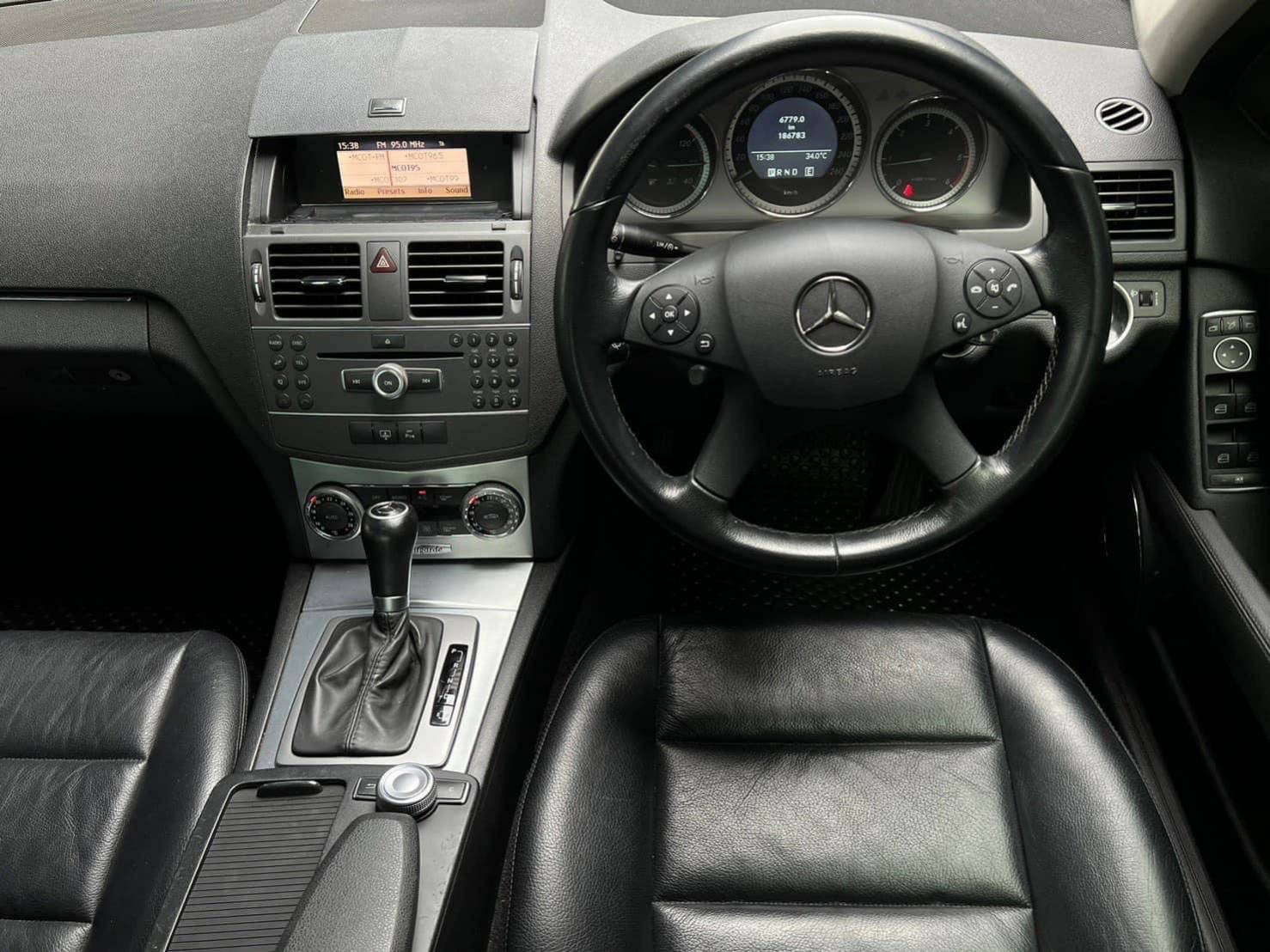 MERCEDES BENZ C-CLASS C250 CDI (ดีเซล) w204 ปี 2011