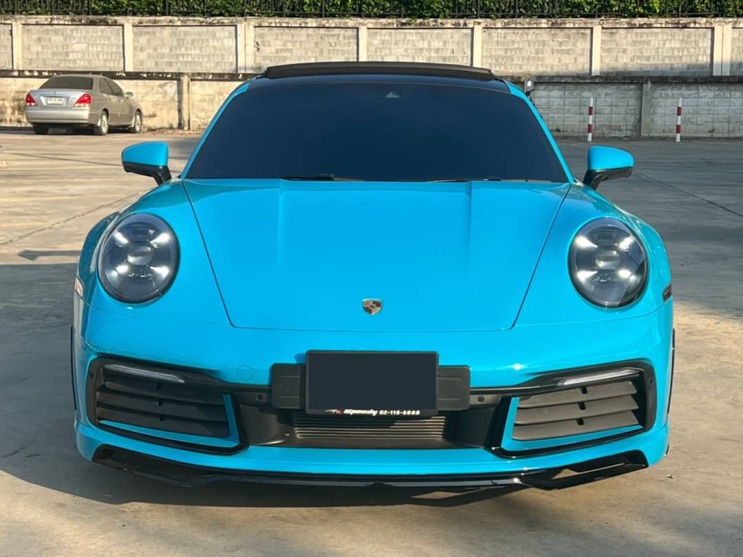 Porsche Carrera 992 ปี2020