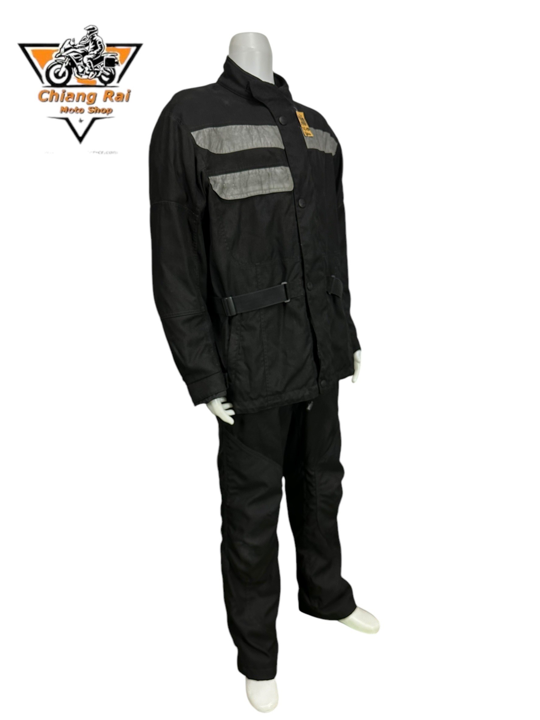 ชุดสำหรับขี่มอเตอร์ไซด์ ( มือสอง ) SET 012 ชุดทัวริ่ง เสื้อการ์ด + กางเกง ยี่ห้อ* ** BMW***