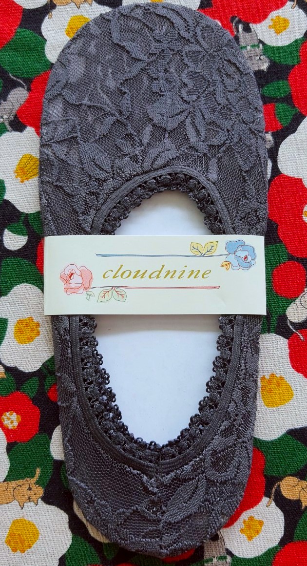 ถุงเท้า cloundnine ลูกไม้ ถุงเท้าข้อสั้น ใส่สบาย จากญี่ปุ่น น่ารักมากๆ Size : 23 - 25 cm