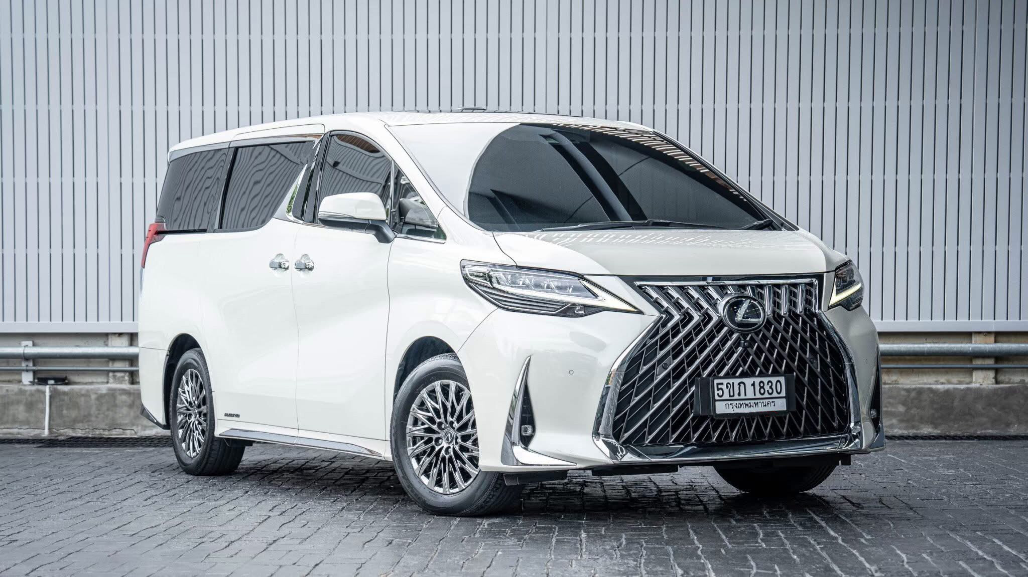 Lexus LM300h 2.5 Hybrid E-Four (Executive 4 Seats) ปี 2021