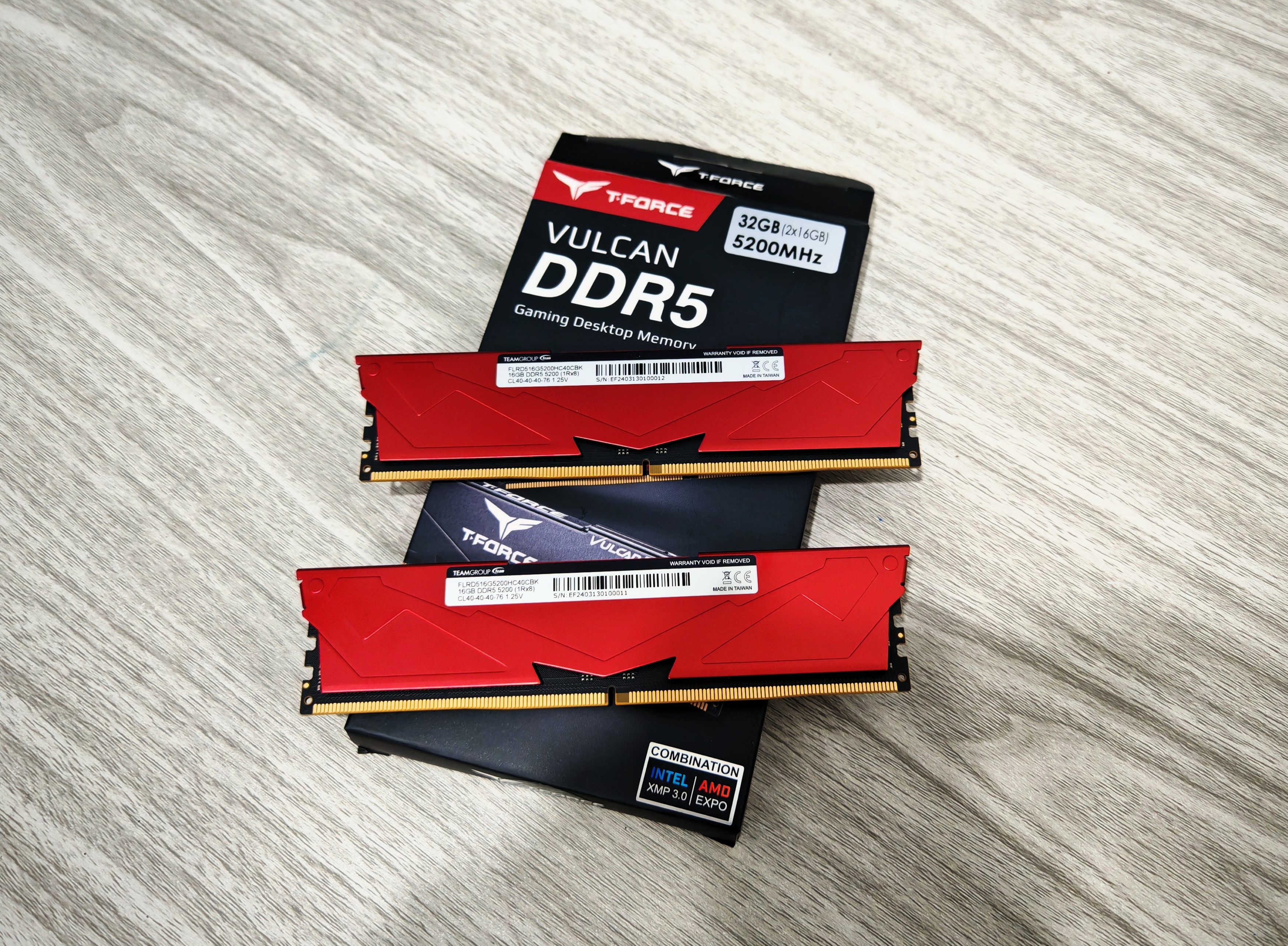 RAM TEAMGROUP T-FORCE VULCAN DDR5 32GB(16*2)/5200 RED